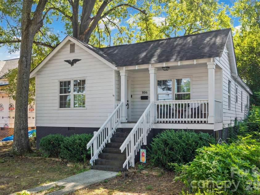 806 Cedar Street, Rock Hill, SC 29730.  MLS# CAR4425463, YatesRealty ID 53433. 