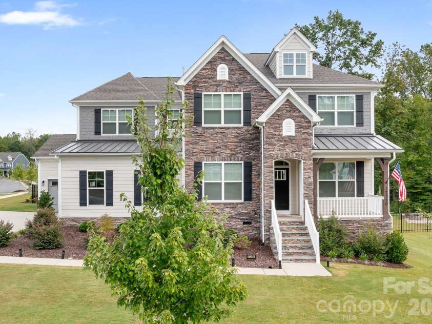 17350 Monocacy Boulevard, Huntersville, NC 28078.  MLS# CAR4428692, YatesRealty ID 53434. 