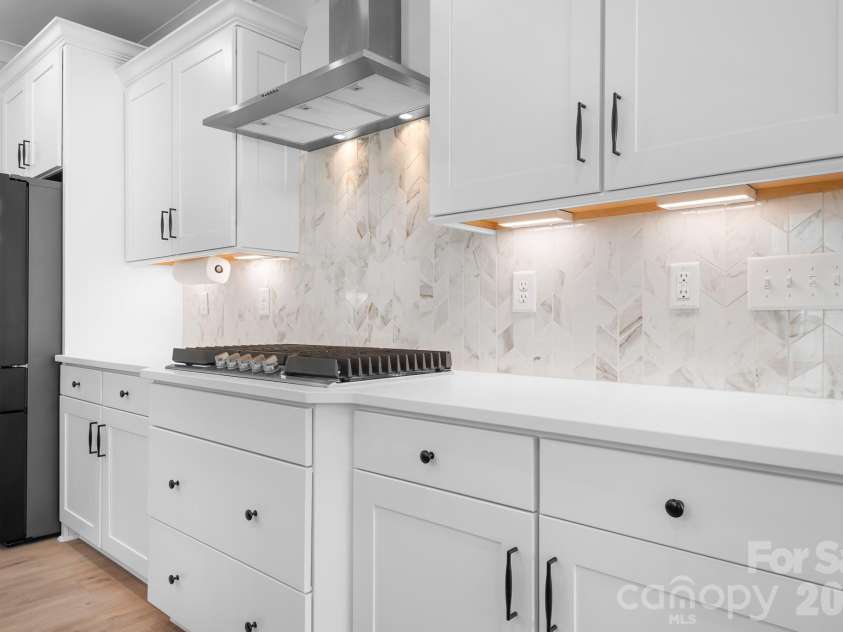 17350 Monocacy Boulevard, Huntersville, NC 28078.  MLS# CAR4428692, YatesRealty ID 53434. 