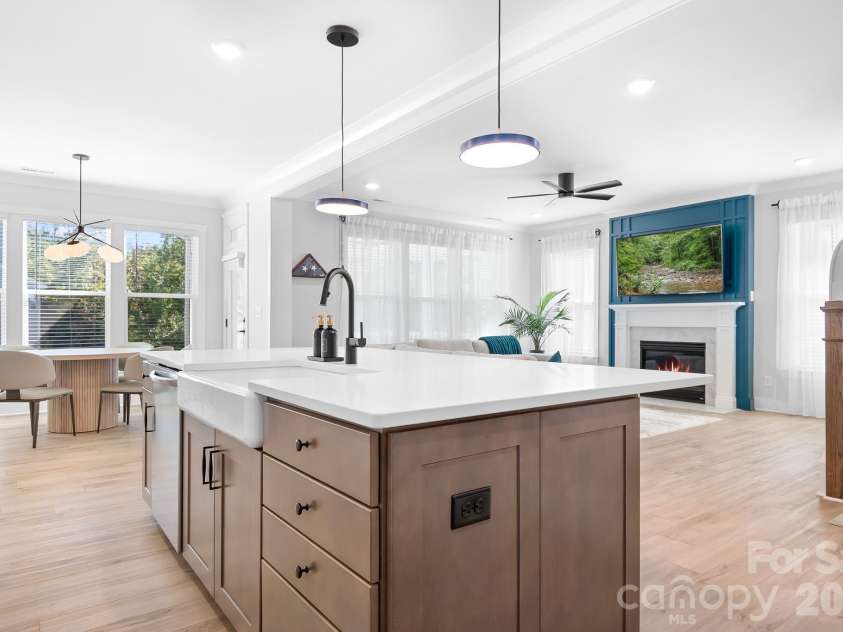 17350 Monocacy Boulevard, Huntersville, NC 28078.  MLS# CAR4428692, YatesRealty ID 53434. 