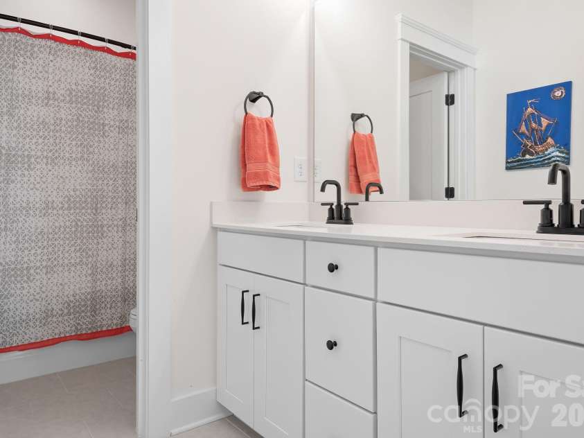 17350 Monocacy Boulevard, Huntersville, NC 28078.  MLS# CAR4428692, YatesRealty ID 53434. 