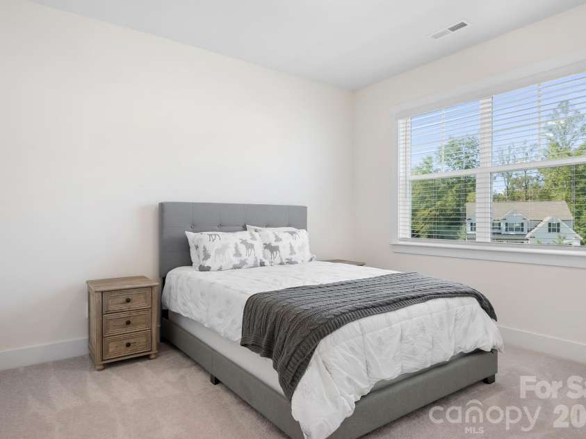 17350 Monocacy Boulevard, Huntersville, NC 28078.  MLS# CAR4428692, YatesRealty ID 53434. 