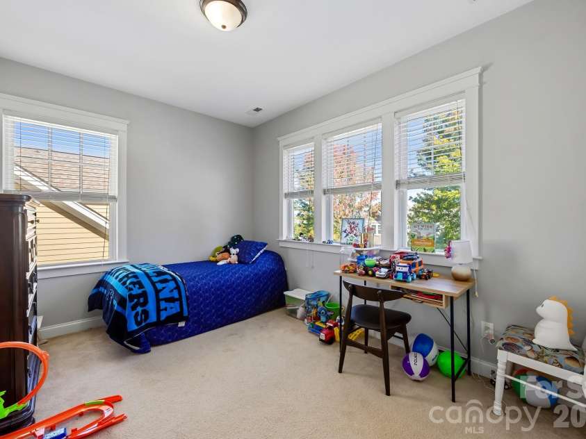 125 Water Oak Drive, Mooresville, NC 28117.  MLS# CAR4428333, YatesRealty ID 53436. Bedroom #2