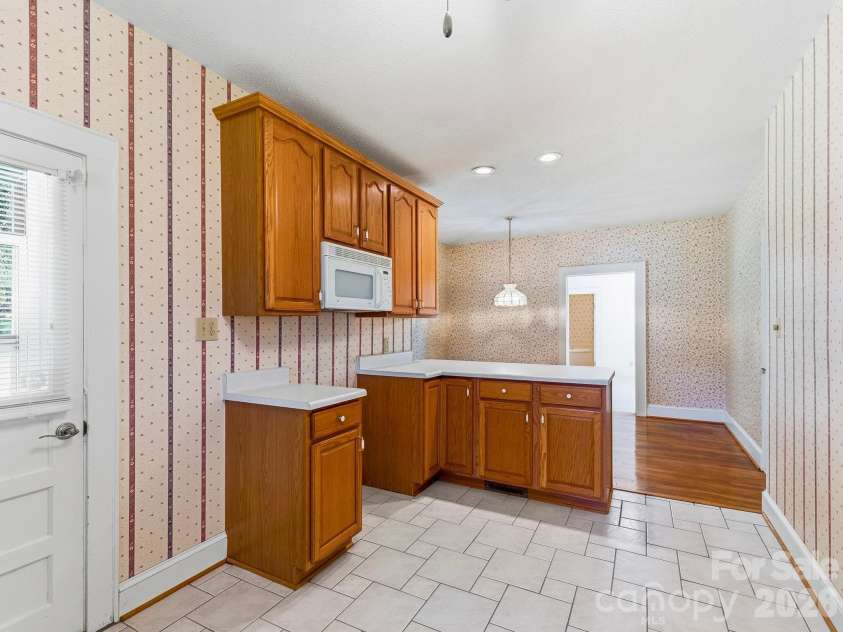 1308 Charlotte Highway, Fairview, NC 28730.  MLS# CAR4429052, YatesRealty ID 53437. 