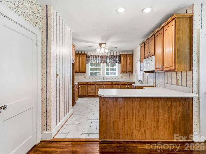 1308 Charlotte Highway, Fairview, NC 28730.  MLS# CAR4429052, YatesRealty ID 53437. Breakfast bar top