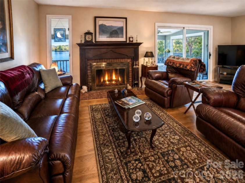 2231 Point Drive, Nebo, NC 28761.  MLS# CAR4428841, YatesRealty ID 53439. 