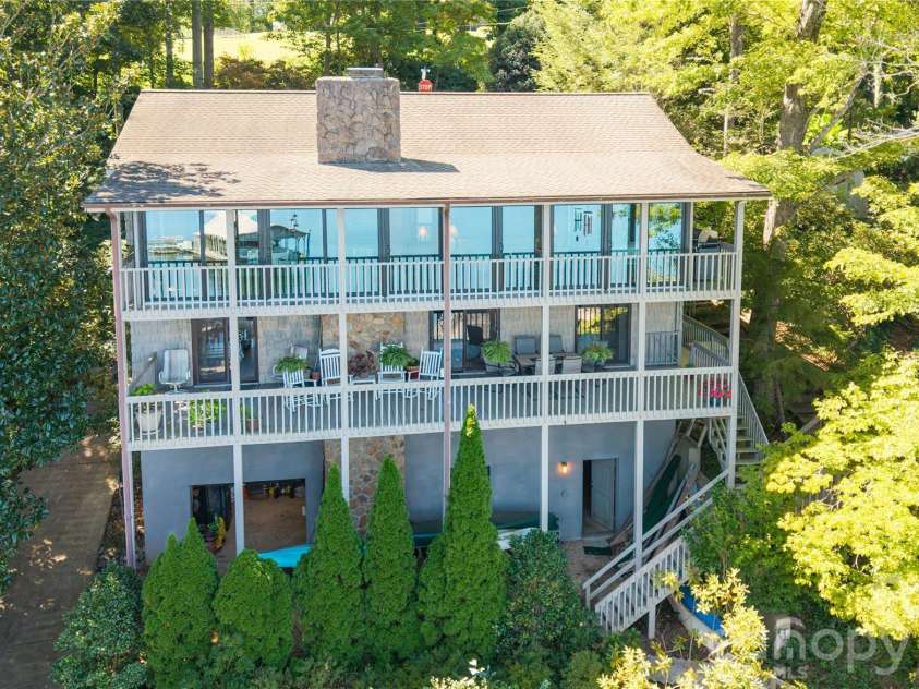 2231 Point Drive, Nebo, NC 28761.  MLS# CAR4428841, YatesRealty ID 53439. Lakeside