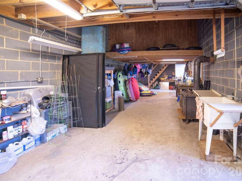 2231 Point Drive, Nebo, NC 28761.  MLS# CAR4428841, YatesRealty ID 53439. Tons of storage