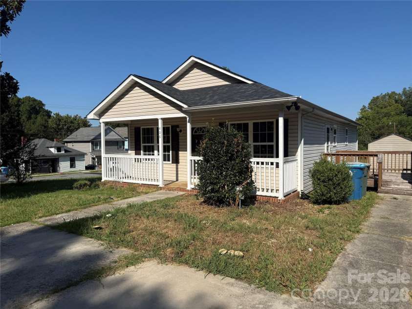 406 Caldwell Street, Salisbury, NC 28144.  MLS# CAR4428954, YatesRealty ID 53441. 