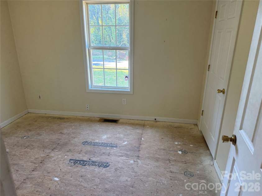 406 Caldwell Street, Salisbury, NC 28144.  MLS# CAR4428954, YatesRealty ID 53441. 