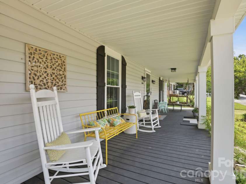 92 Meadow Avenue, Concord, NC 28025.  MLS# CAR4381064, YatesRealty ID 53443. 