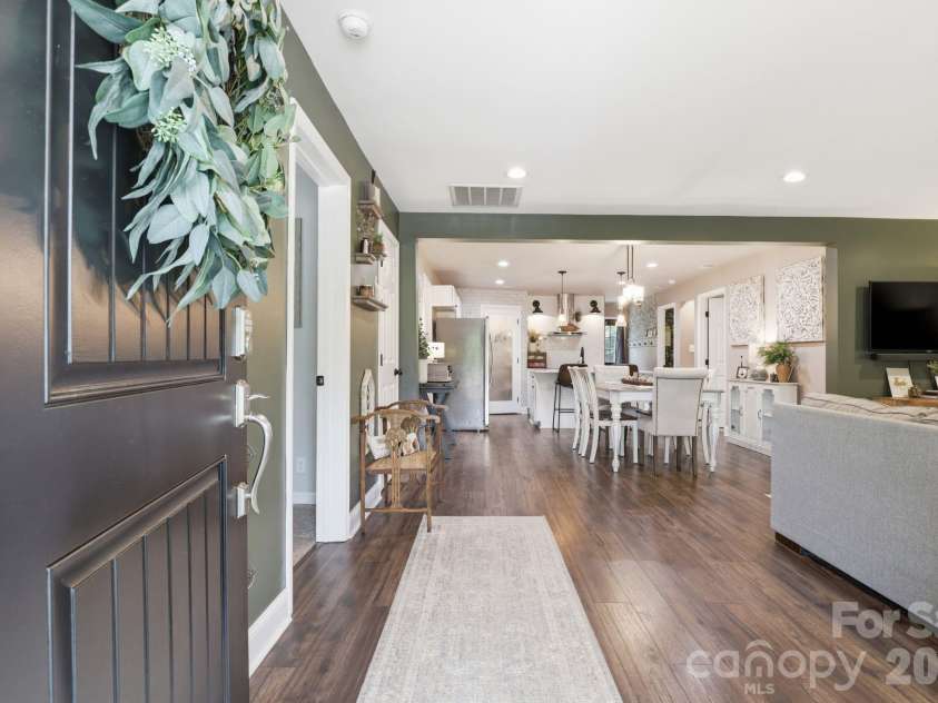 92 Meadow Avenue, Concord, NC 28025.  MLS# CAR4381064, YatesRealty ID 53443. 