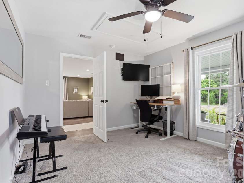 92 Meadow Avenue, Concord, NC 28025.  MLS# CAR4381064, YatesRealty ID 53443. 
