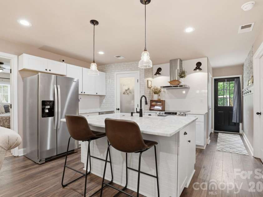 92 Meadow Avenue, Concord, NC 28025.  MLS# CAR4381064, YatesRealty ID 53443. 