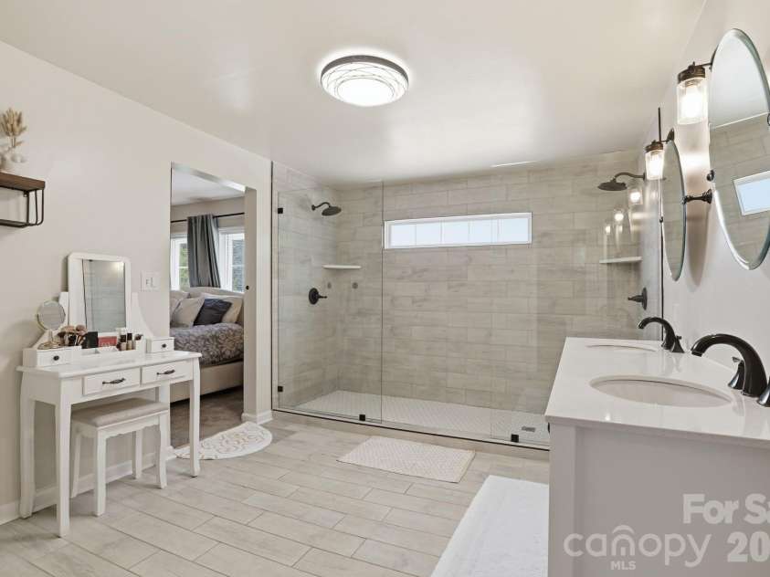 92 Meadow Avenue, Concord, NC 28025.  MLS# CAR4381064, YatesRealty ID 53443. 