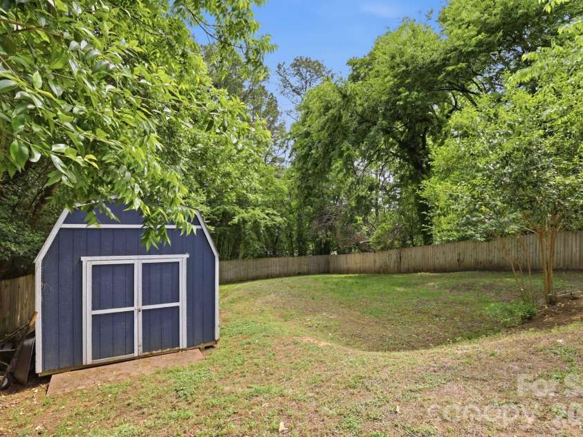 92 Meadow Avenue, Concord, NC 28025.  MLS# CAR4381064, YatesRealty ID 53443. 