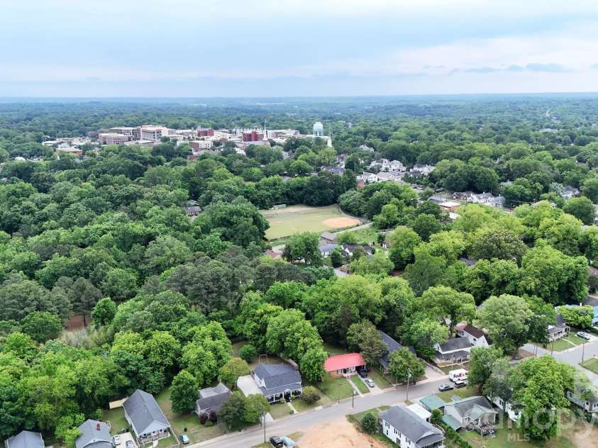 92 Meadow Avenue, Concord, NC 28025.  MLS# CAR4381064, YatesRealty ID 53443. 