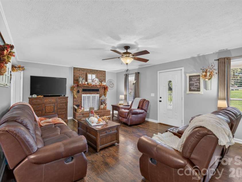 4425 Littlejohn Church Road, Lenoir, NC 28645.  MLS# CAR4429025, YatesRealty ID 53444. 