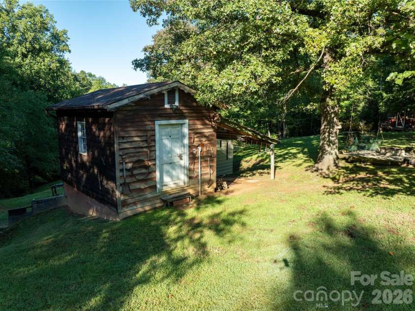 4425 Littlejohn Church Road, Lenoir, NC 28645.  MLS# CAR4429025, YatesRealty ID 53444. 