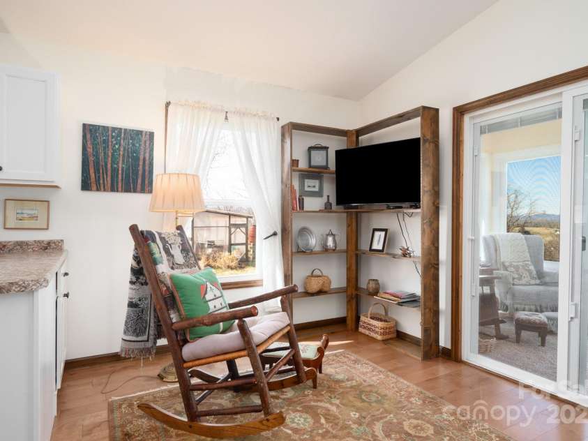 112 Dix Creek Chapel Road, Asheville, NC 28806.  MLS# CAR4226895, YatesRealty ID 5345. Living Room Features Built-In Bookshelves