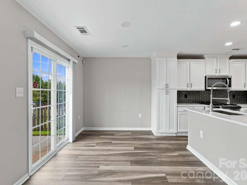 2204 Reid Pointe Avenue, Indian Land, SC 29707.  MLS# CAR4427335, YatesRealty ID 53455. Breakfast Nook