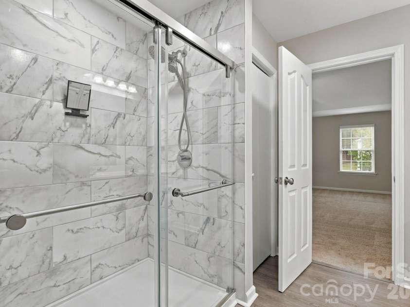 2204 Reid Pointe Avenue, Indian Land, SC 29707.  MLS# CAR4427335, YatesRealty ID 53455. Primary Bath
