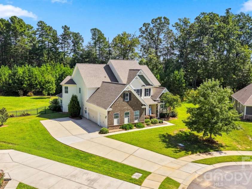 7011 Barnstone Court, Denver, NC 28037.  MLS# CAR4429003, YatesRealty ID 53458. 