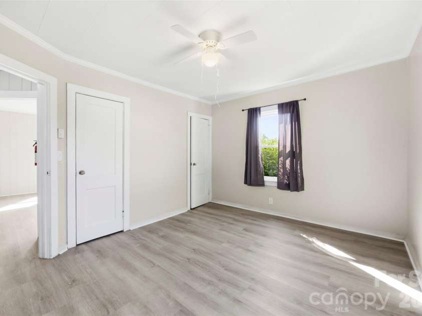 3732 Jenkins Road, Clover, SC 29710.  MLS# CAR4428049, YatesRealty ID 53460. 