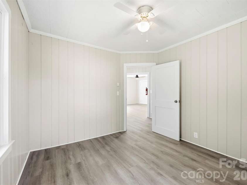 3732 Jenkins Road, Clover, SC 29710.  MLS# CAR4428049, YatesRealty ID 53460. 