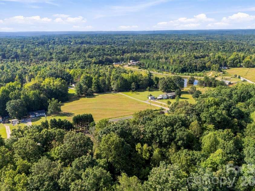 3732 Jenkins Road, Clover, SC 29710.  MLS# CAR4428049, YatesRealty ID 53460. 