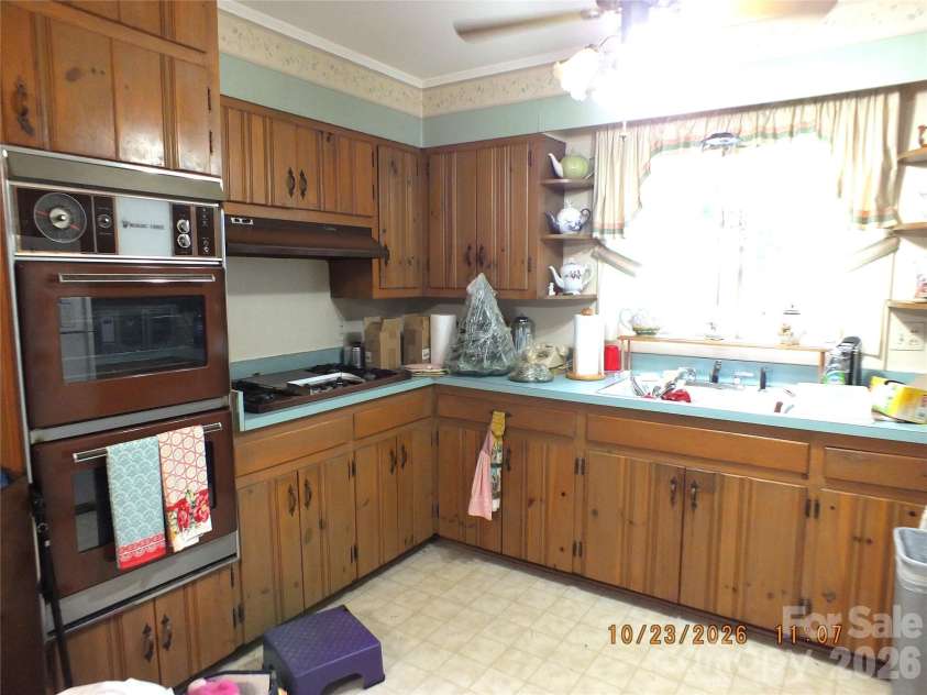 1104 Crestfield Drive, Lancaster, SC 29720.  MLS# CAR4427581, YatesRealty ID 53462. 