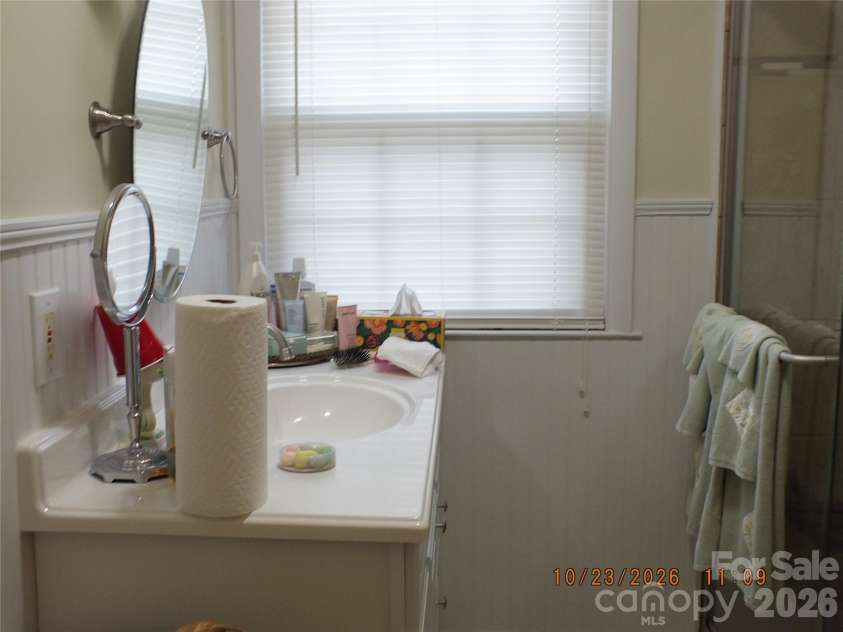 1104 Crestfield Drive, Lancaster, SC 29720.  MLS# CAR4427581, YatesRealty ID 53462. 
