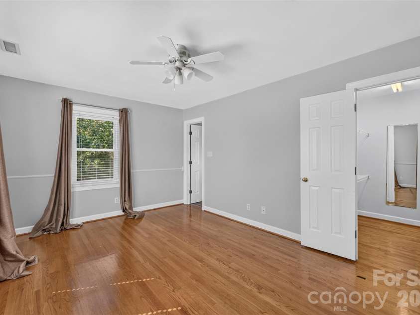 1058 13th Avenue Place, Hickory, NC 28601.  MLS# CAR4429107, YatesRealty ID 53463. Bedroom 3