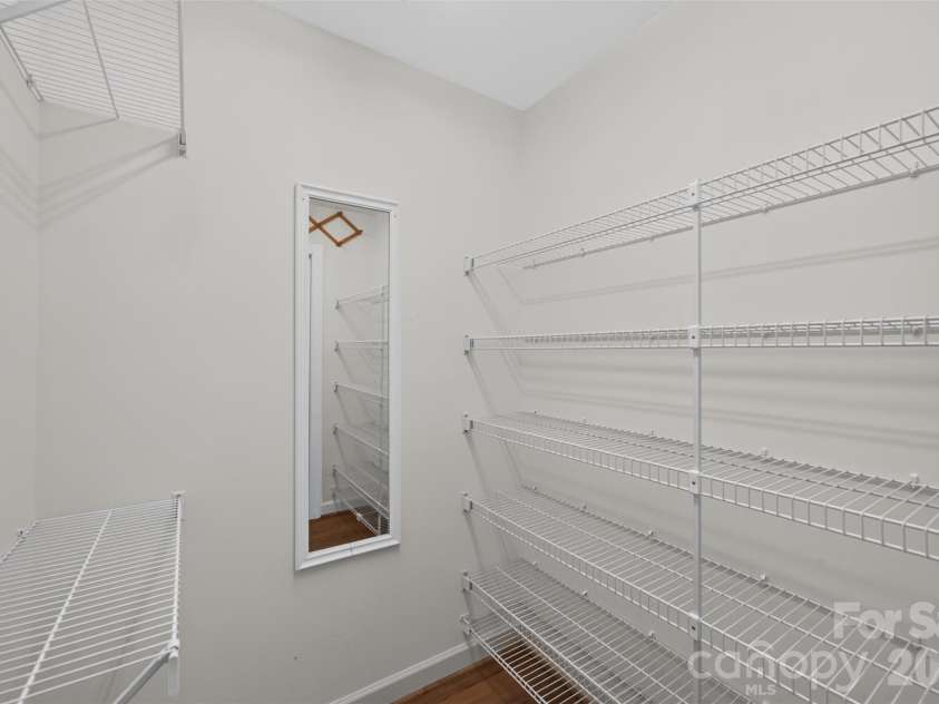 1058 13th Avenue Place, Hickory, NC 28601.  MLS# CAR4429107, YatesRealty ID 53463. Bedroom Suite Walk in closet