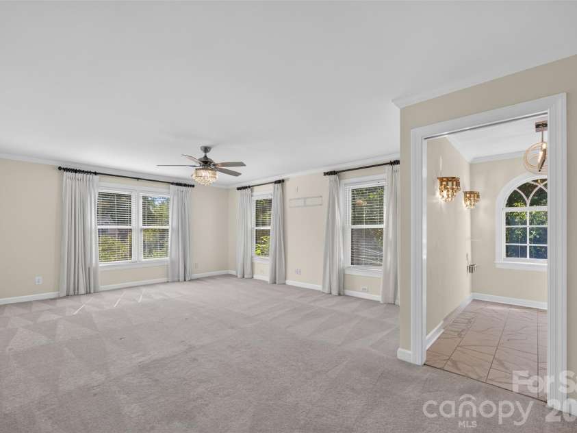 1058 13th Avenue Place, Hickory, NC 28601.  MLS# CAR4429107, YatesRealty ID 53463. Primary Bedroom