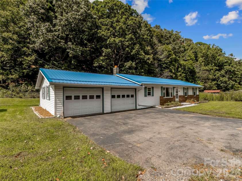 1878 Bolens Creek Road, Burnsville, NC 28714.  MLS# CAR4429138, YatesRealty ID 53464. 