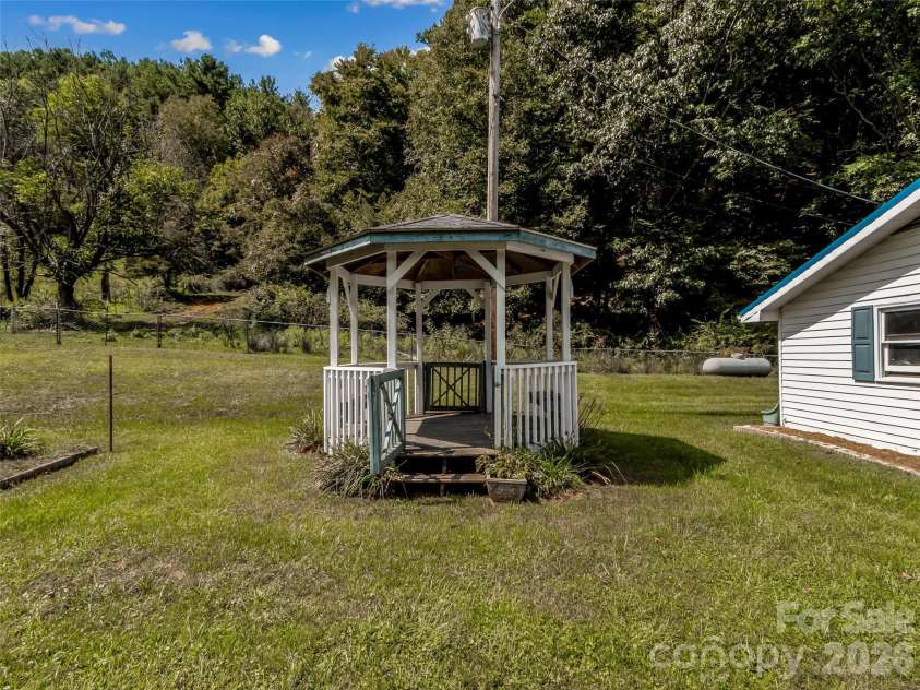 1878 Bolens Creek Road, Burnsville, NC 28714.  MLS# CAR4429138, YatesRealty ID 53464. 