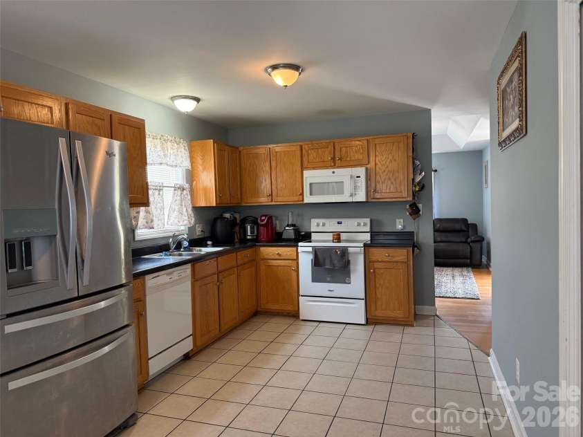 2051 Park Drive, Lancaster, SC 29720.  MLS# CAR4426997, YatesRealty ID 53466. 