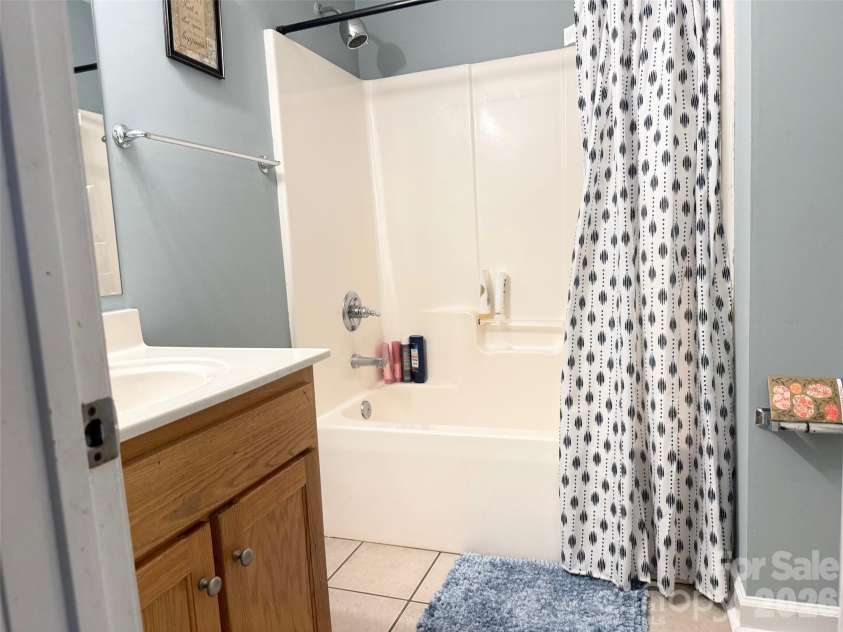 2051 Park Drive, Lancaster, SC 29720.  MLS# CAR4426997, YatesRealty ID 53466. 