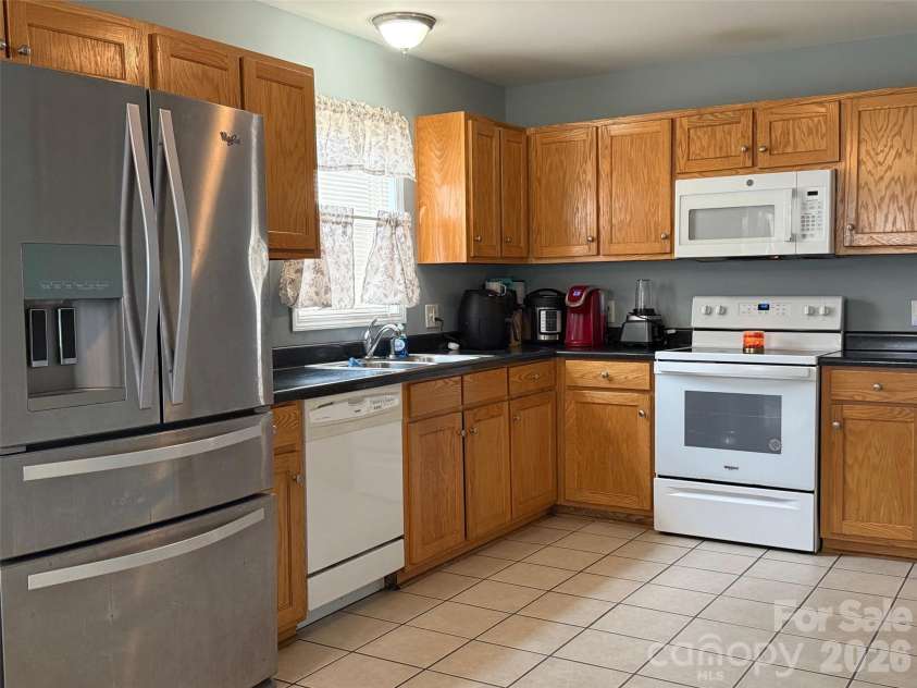 2051 Park Drive, Lancaster, SC 29720.  MLS# CAR4426997, YatesRealty ID 53466. 