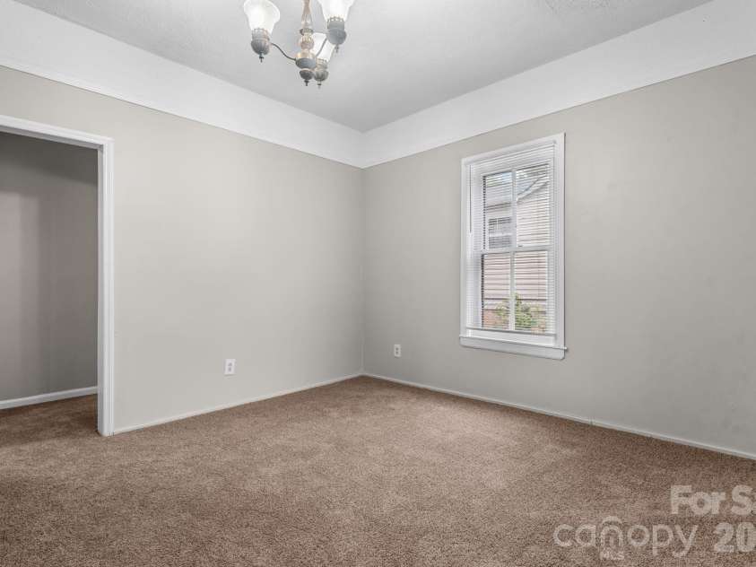 1847 2nd Avenue, Hickory, NC 28602.  MLS# CAR4428691, YatesRealty ID 53467. 
