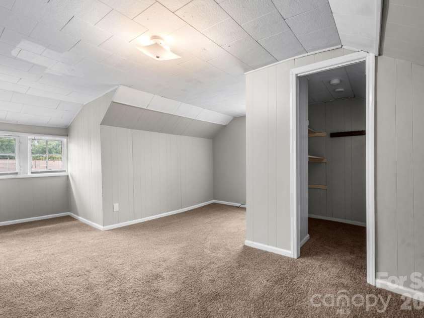 1847 2nd Avenue, Hickory, NC 28602.  MLS# CAR4428691, YatesRealty ID 53467. 