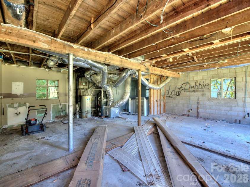 213 Hahn Place, Concord, NC 28025.  MLS# CAR4429094, YatesRealty ID 53468. 
