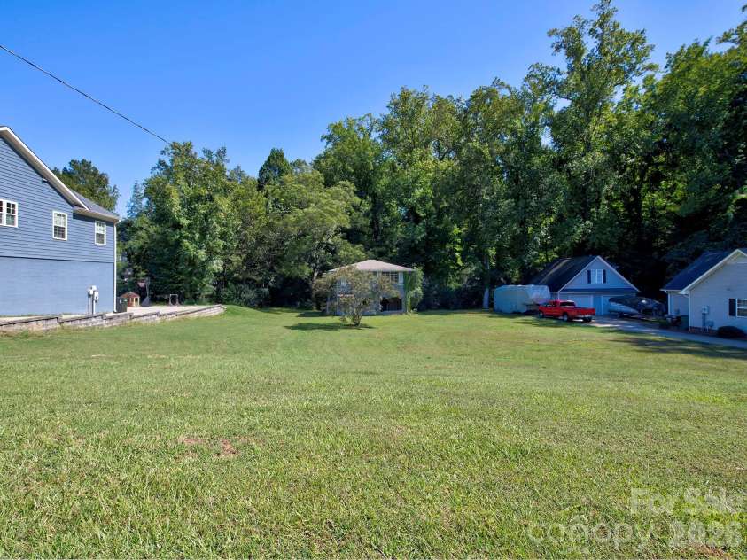 213 Hahn Place, Concord, NC 28025.  MLS# CAR4429094, YatesRealty ID 53468. 