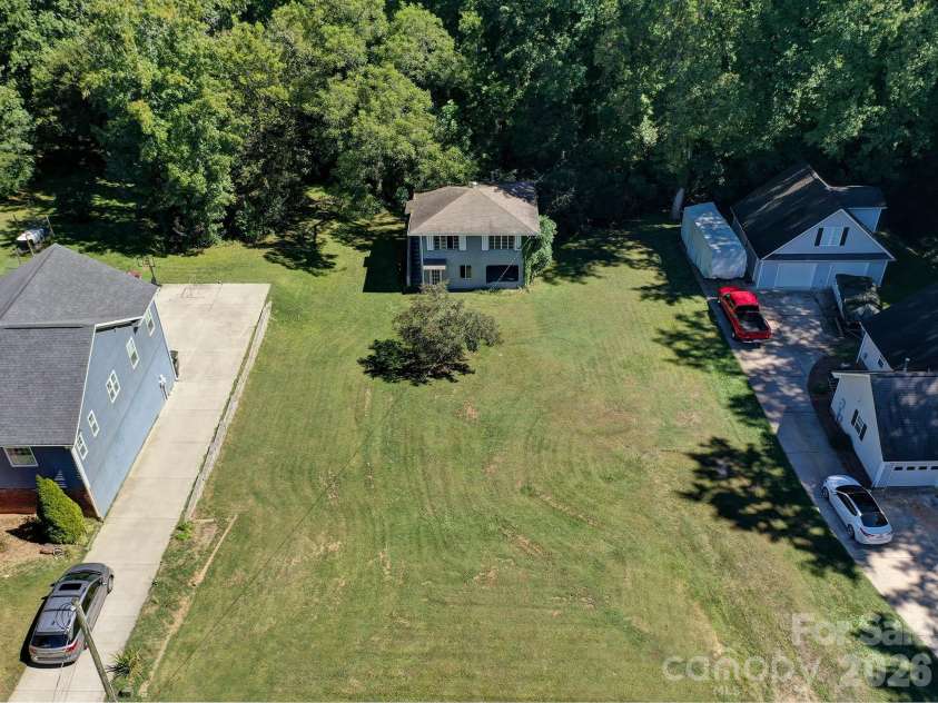 213 Hahn Place, Concord, NC 28025.  MLS# CAR4429094, YatesRealty ID 53468. 
