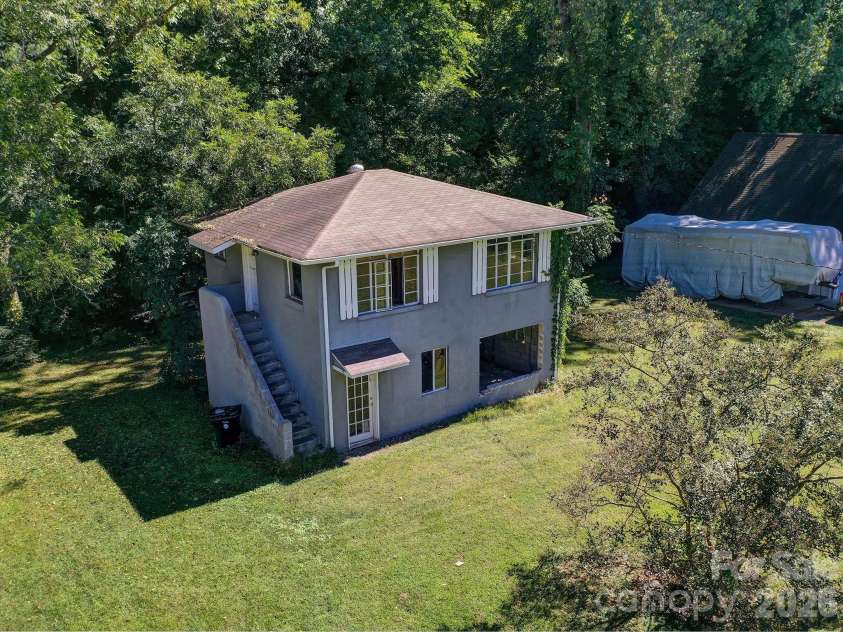 213 Hahn Place, Concord, NC 28025.  MLS# CAR4429094, YatesRealty ID 53468. 