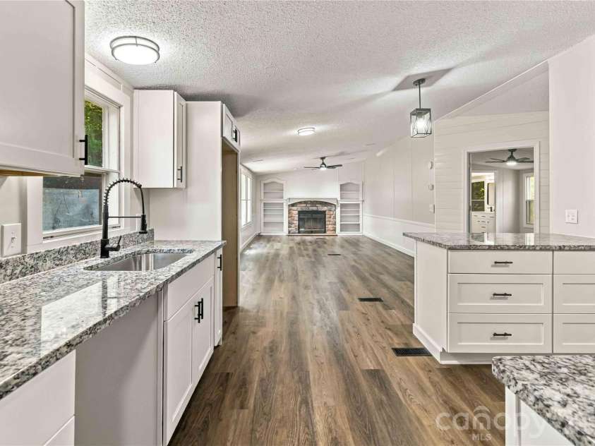 2212 Wildwood Drive, York, SC 29745.  MLS# CAR4429128, YatesRealty ID 53469. 