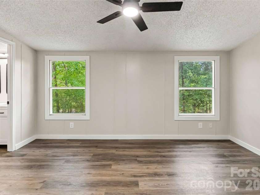 2212 Wildwood Drive, York, SC 29745.  MLS# CAR4429128, YatesRealty ID 53469. 
