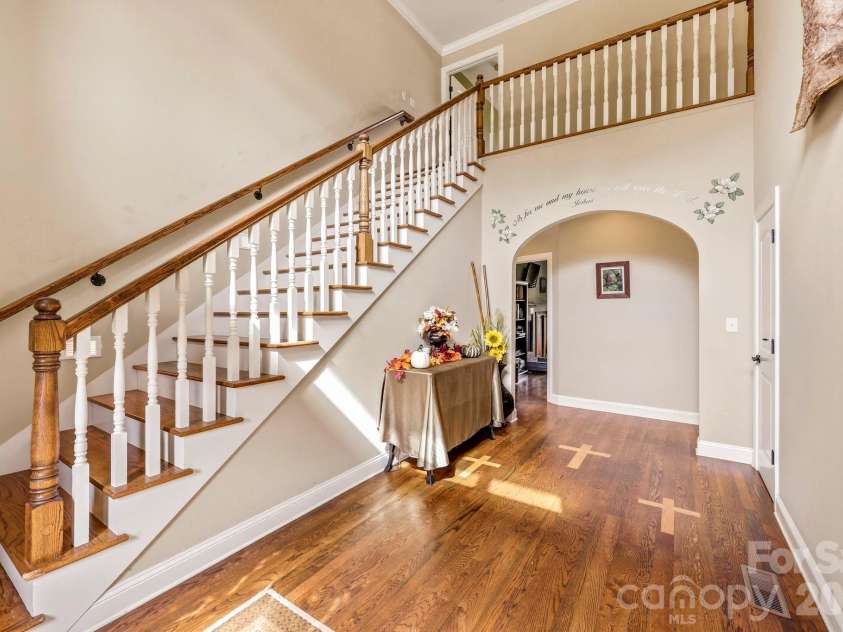 671 Mud Cut Loop, Marion, NC 28752.  MLS# CAR4426296, YatesRealty ID 53470. 