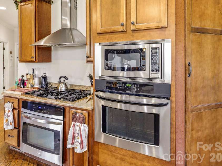 671 Mud Cut Loop, Marion, NC 28752.  MLS# CAR4426296, YatesRealty ID 53470. 
